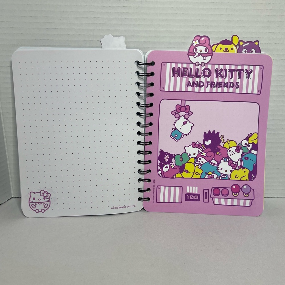 Hello Kitty Notebook - Picture 3 of 6